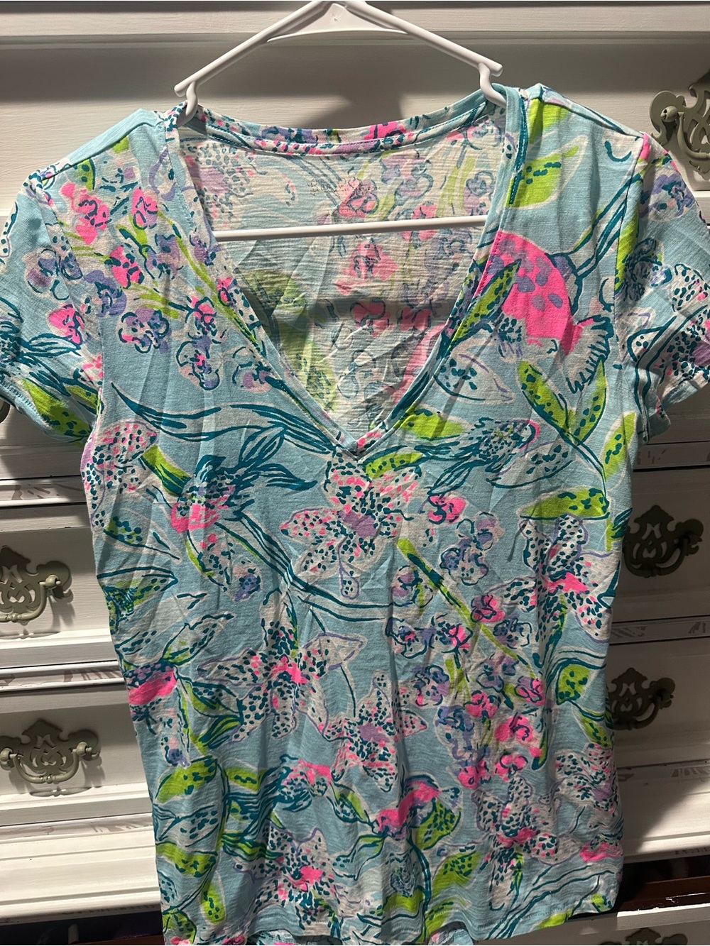 Lilly Pulitzer Pima Cotton Floral V-Neck Tee Size Small